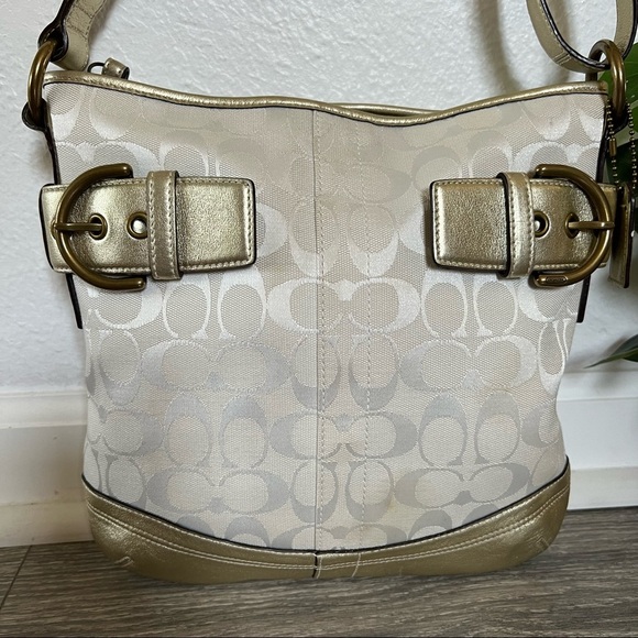 Coach signature monogram canvas gold/white combo - Picture 3 of 7
